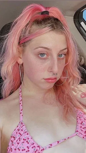 Caitlinambrose220's Profile Photo
