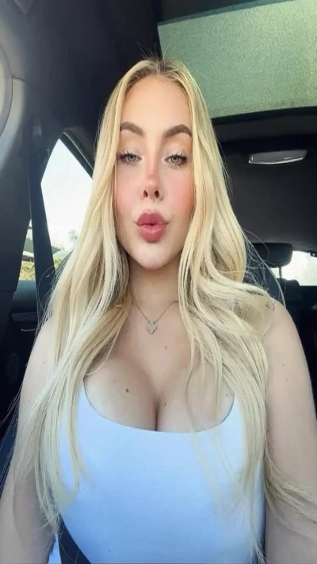 Astridmol26 telegram gallery photo